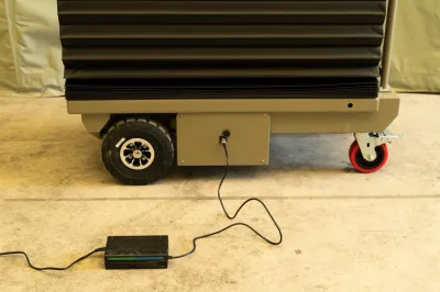 【新品】エネリフター　D1319×W617×H1140　昇降式電動台車　GJ-1014