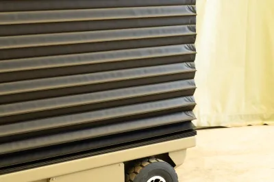 【新品】エネリフター　D1319×W617×H1140　昇降式電動台車　GJ-1014